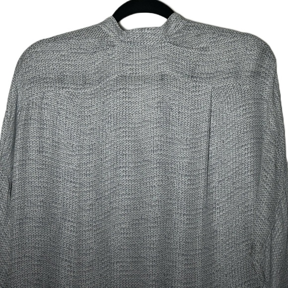 Vince Silk Gray Cable Knit Patterned Off-Shoulder Pullover Blouse with V-Neck, M - Picture 6 of 12